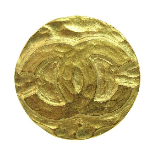 Authentic CHANEL CC Medallion Motif Brooch Pin Corsage Gold-Tone 94A - Picture 1 of 4